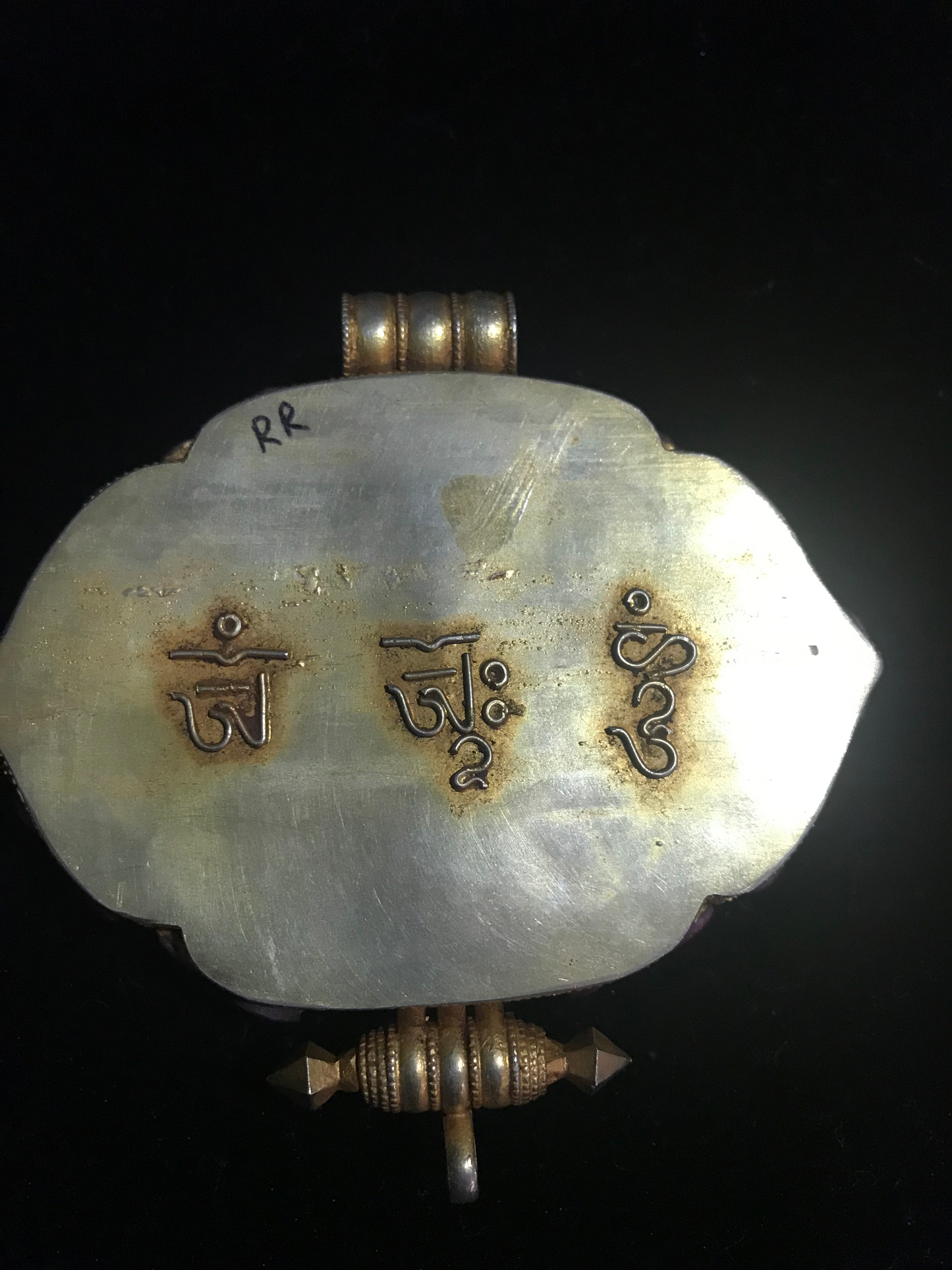 Vintage Nepali Newari Amulet box (Gau)