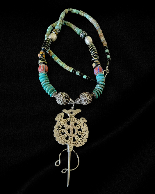 Vintage Moroccan fibula string with turquoise disc beads