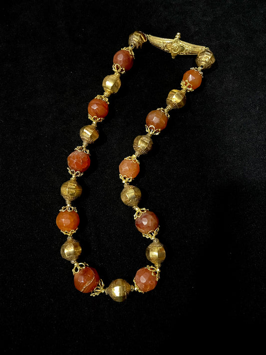 Antique Sri Lankan agate necklace