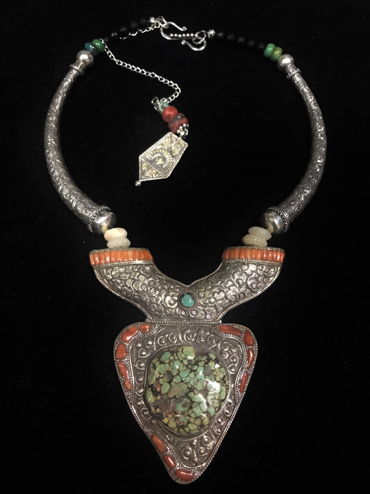 Antique Tibetan Turquoise pendant necklace