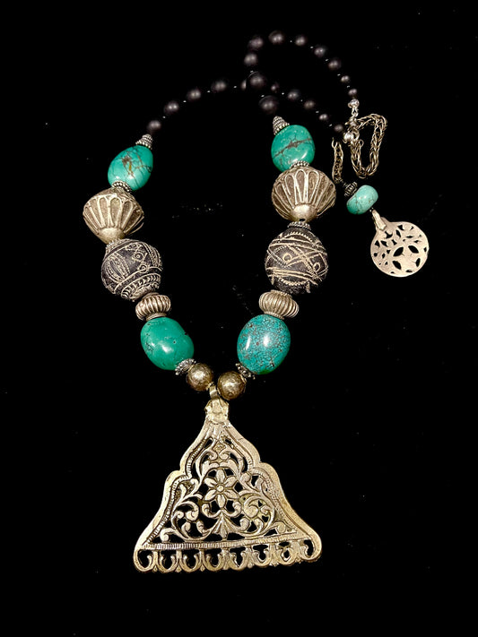 Moroccan silver pendant with turquoise