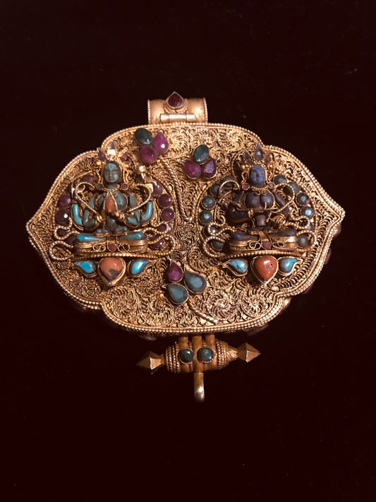 Vintage Nepali Newari Amulet box (Gau)